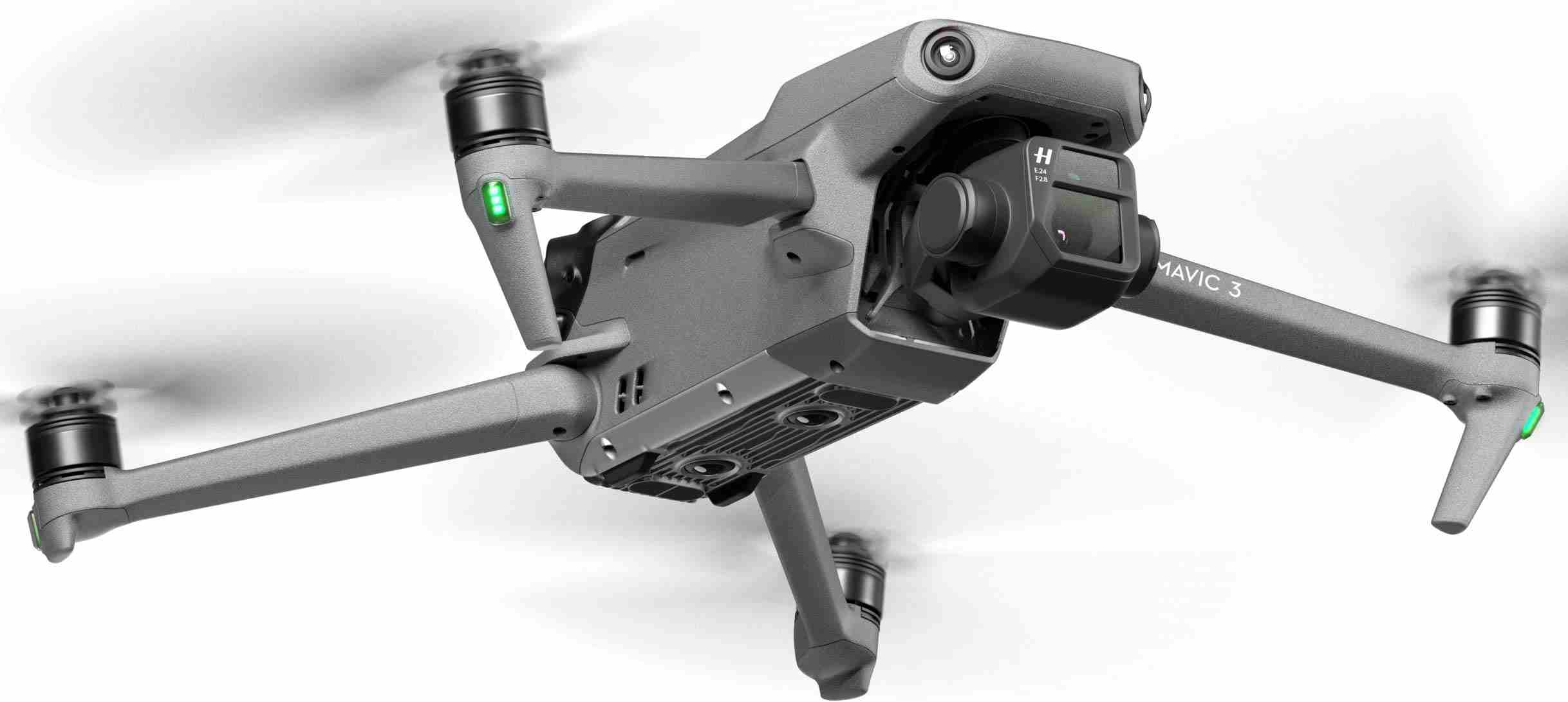 DJI MAVIC 3 fly more combo